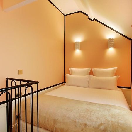 Pick A Flat'S - A Bedroom In Le Marais パリ エクステリア 写真